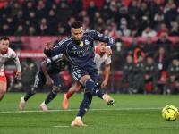 MK体育-包含姆巴佩爆冷击败澳大利亚队，出色防守引爆全场！的词条