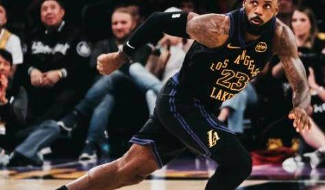 MK体育-关于NBA常规赛倒计时；那不勒斯赛前临场应变；细节引发关注；悬念犹存；球队文化再被提及的信息